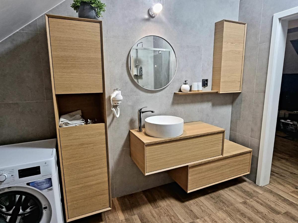 Apartamenty Aslux - Noclegi Energylandia Затор Экстерьер фото